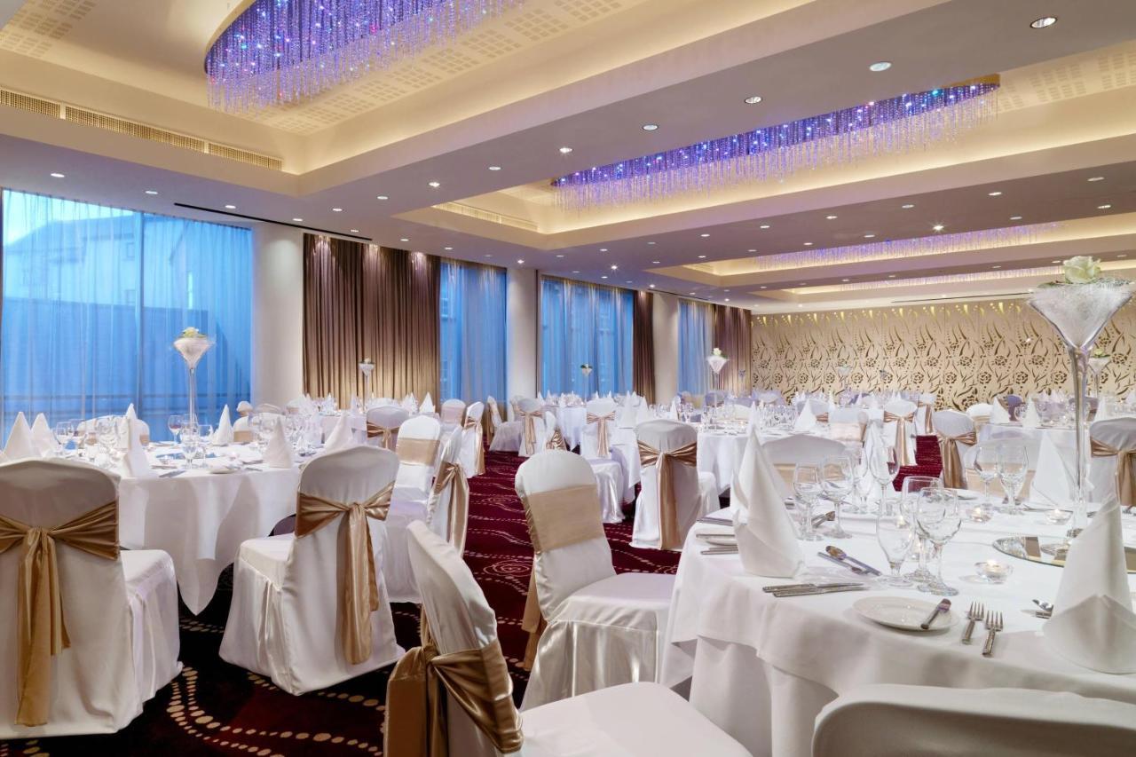 Sheraton Athlone Hotel Екстериор снимка
